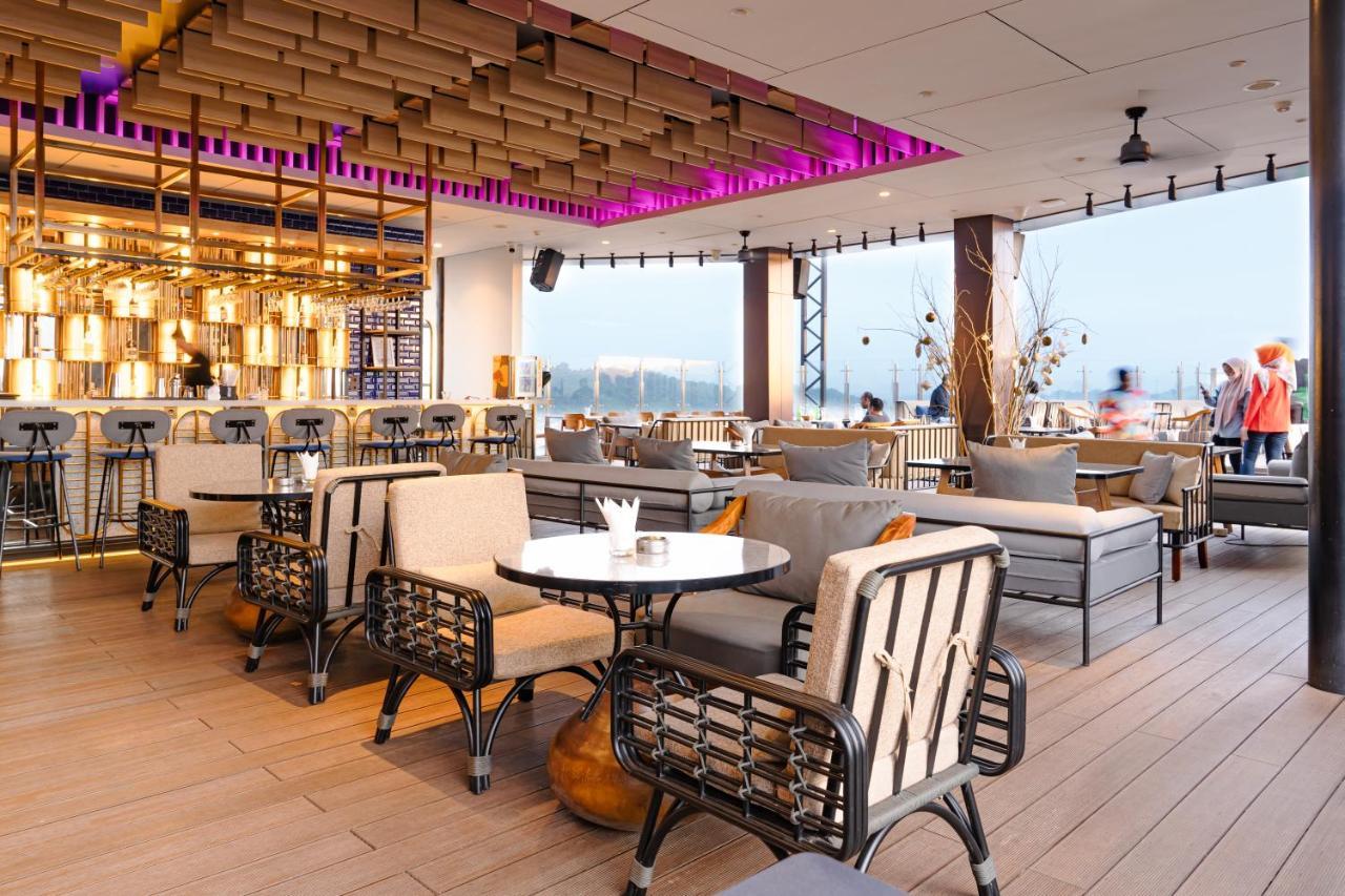 Mercure Samarinda Esterno foto