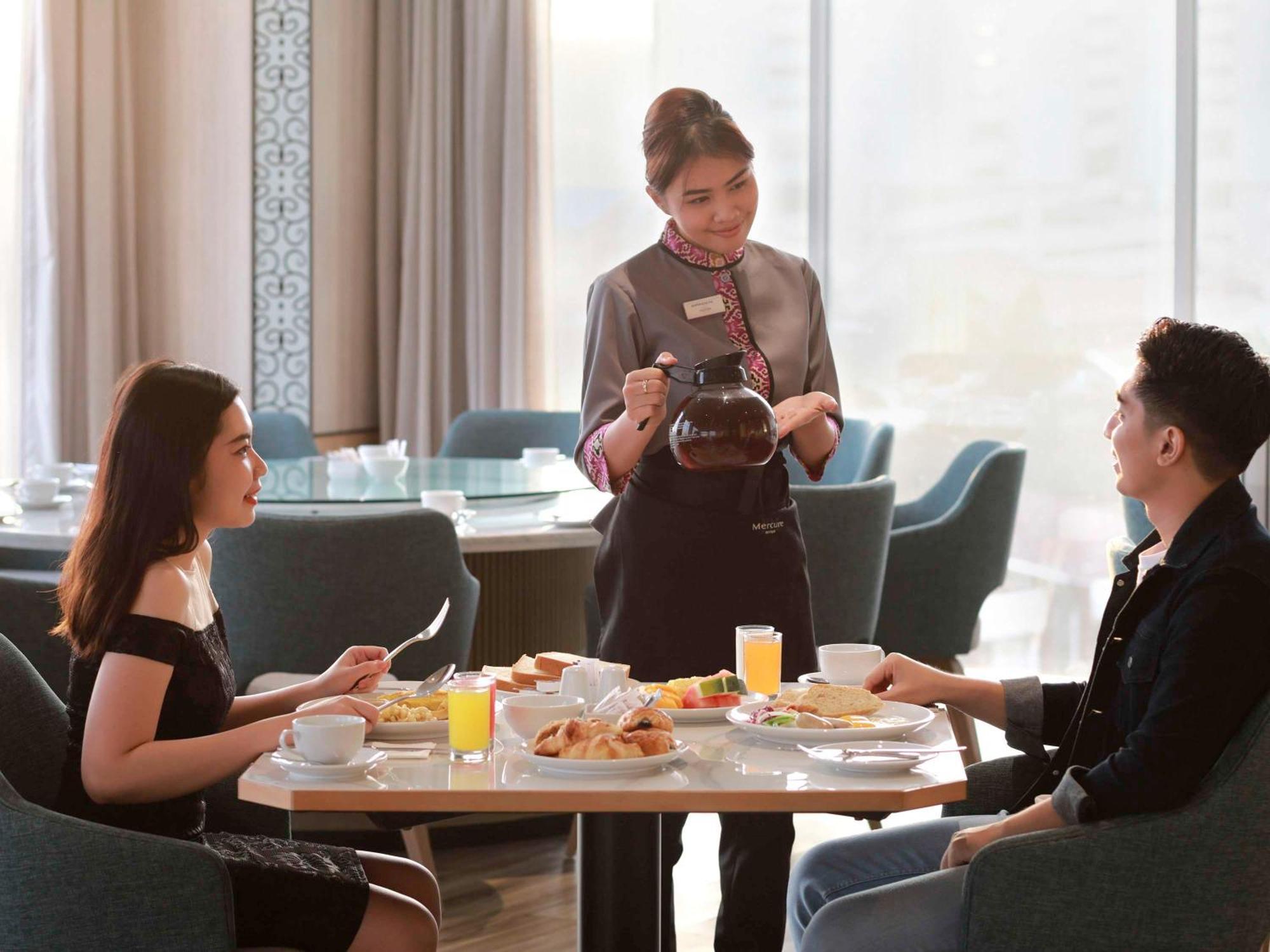 Mercure Samarinda Esterno foto