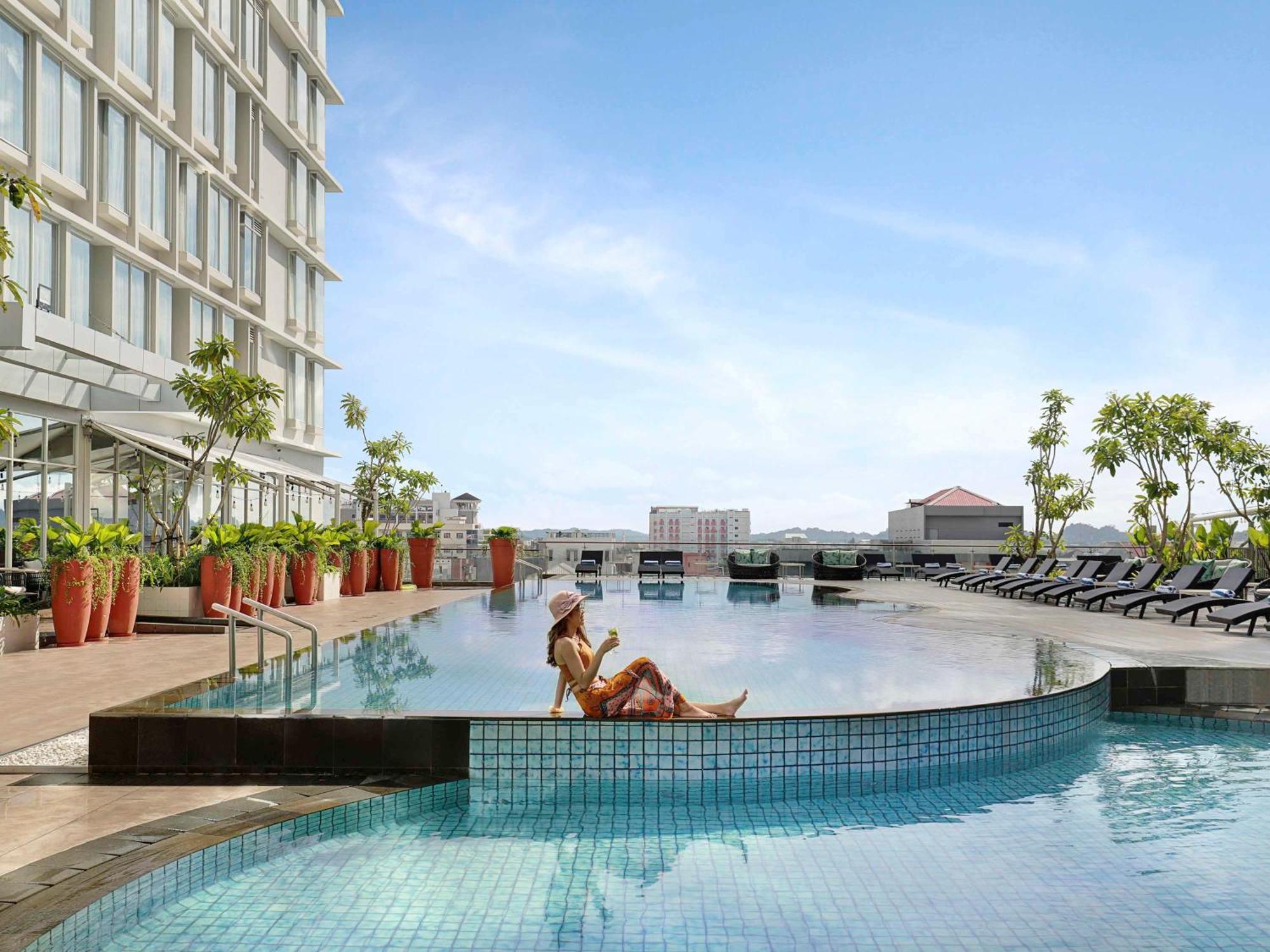 Mercure Samarinda Esterno foto