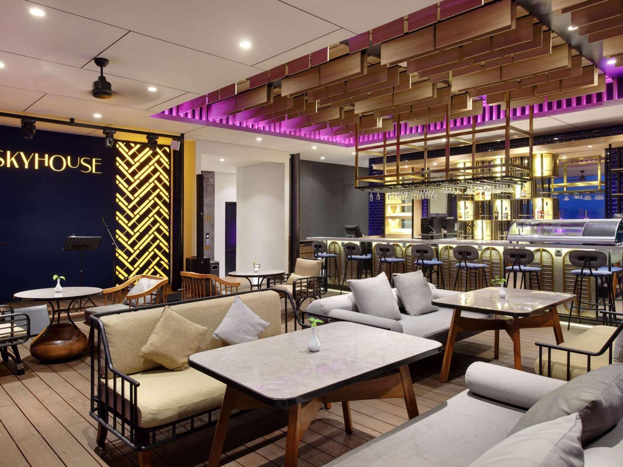 Mercure Samarinda Esterno foto