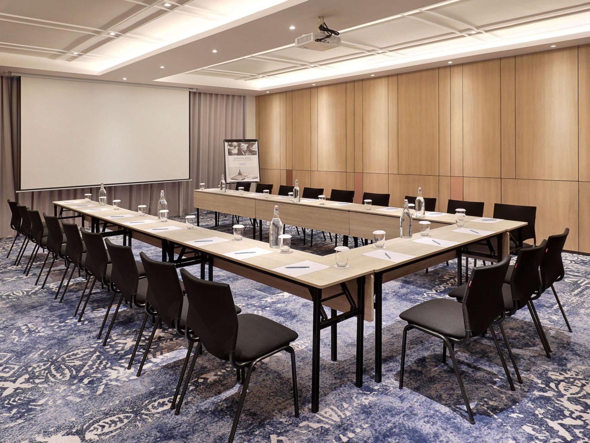 Mercure Samarinda Esterno foto