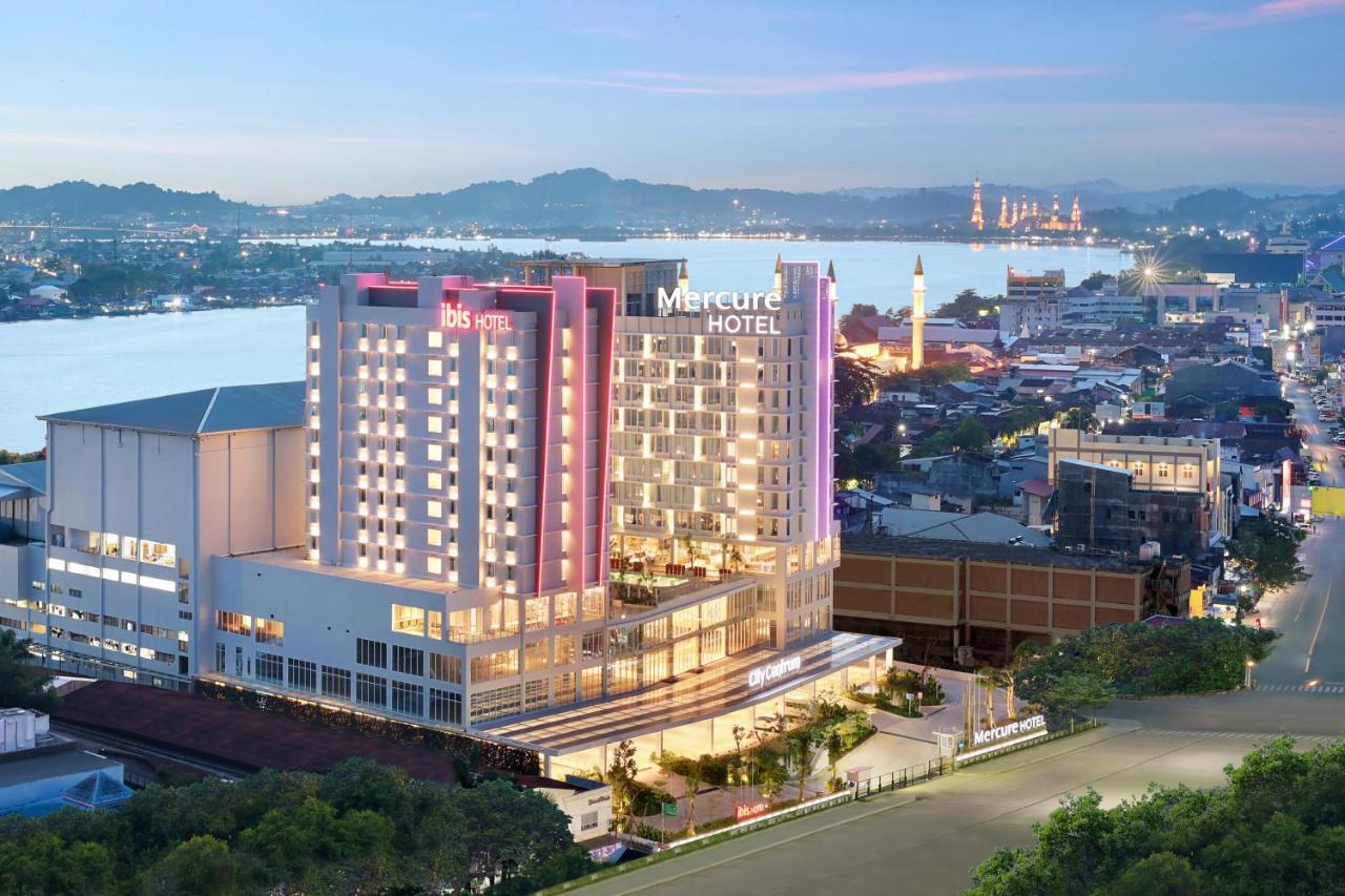 Mercure Samarinda Esterno foto