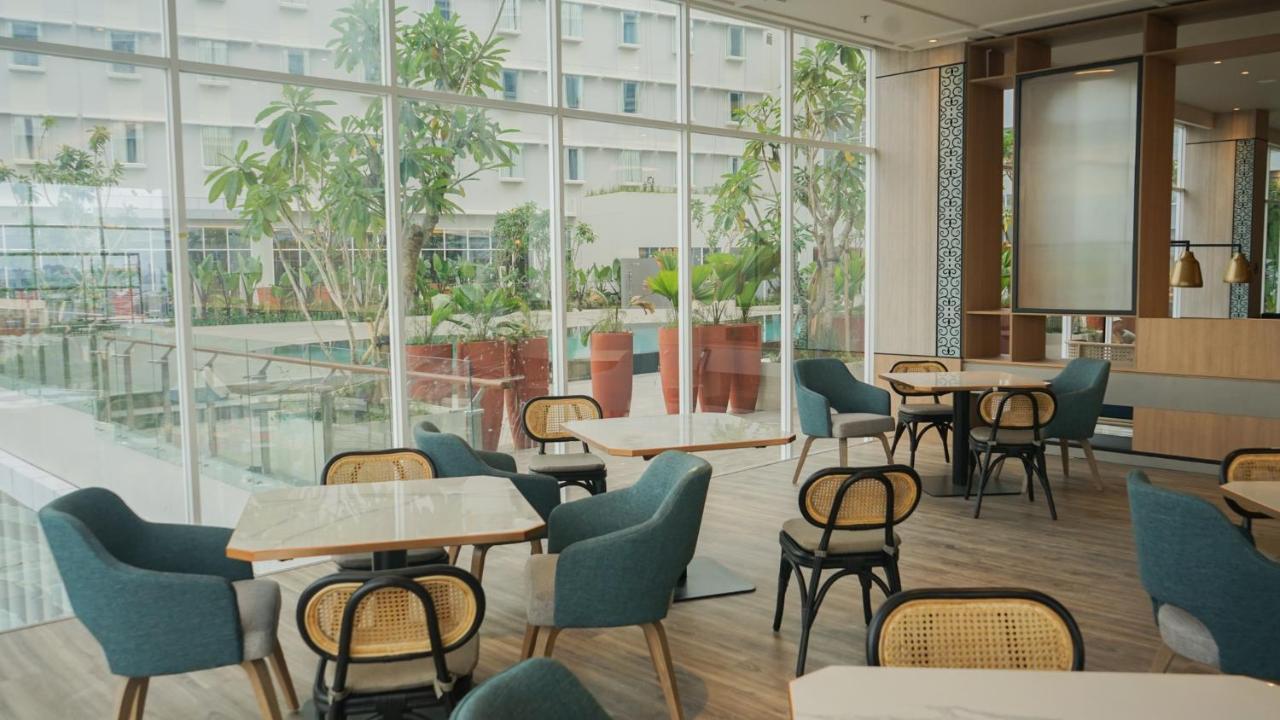 Mercure Samarinda Esterno foto