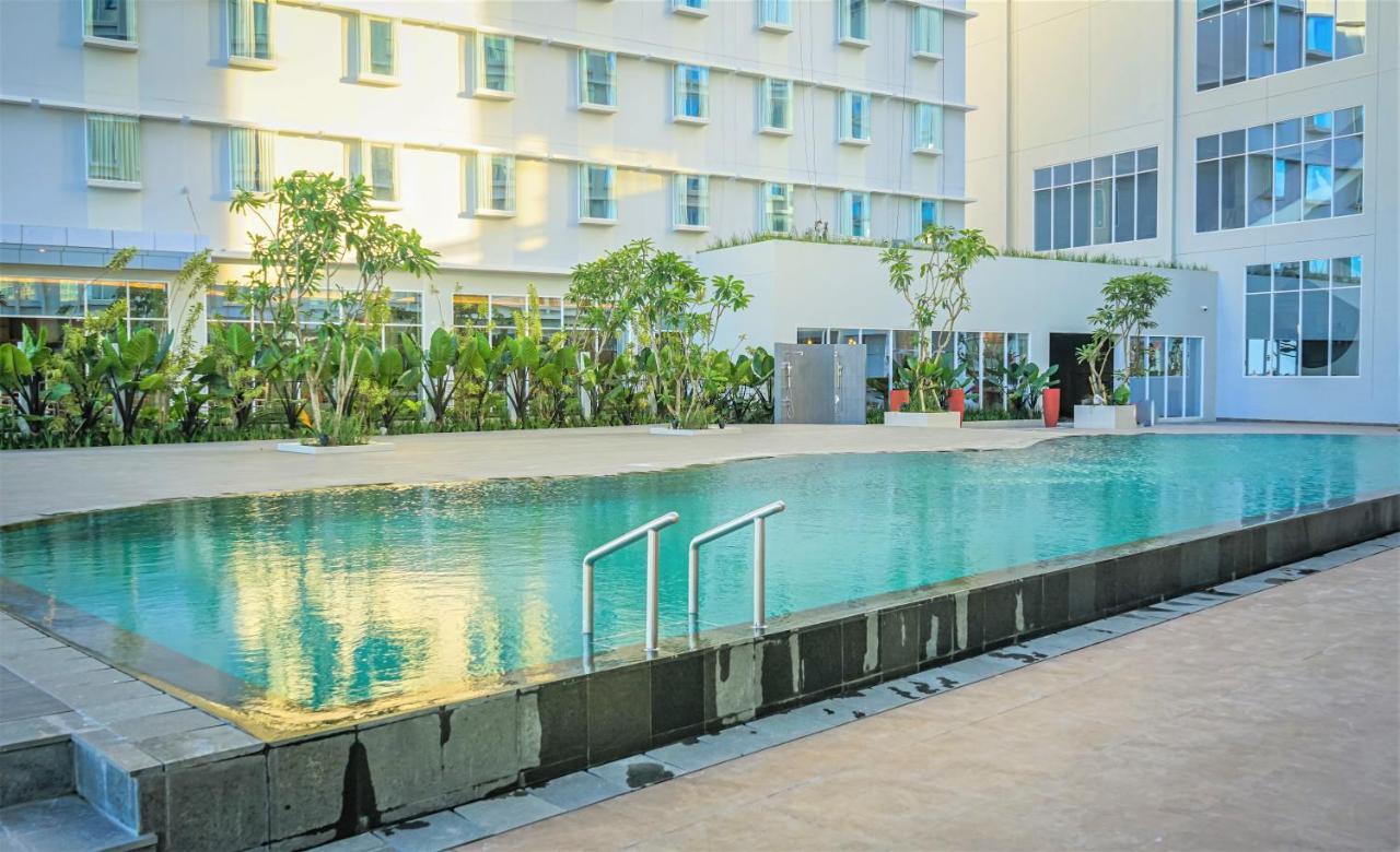 Mercure Samarinda Esterno foto