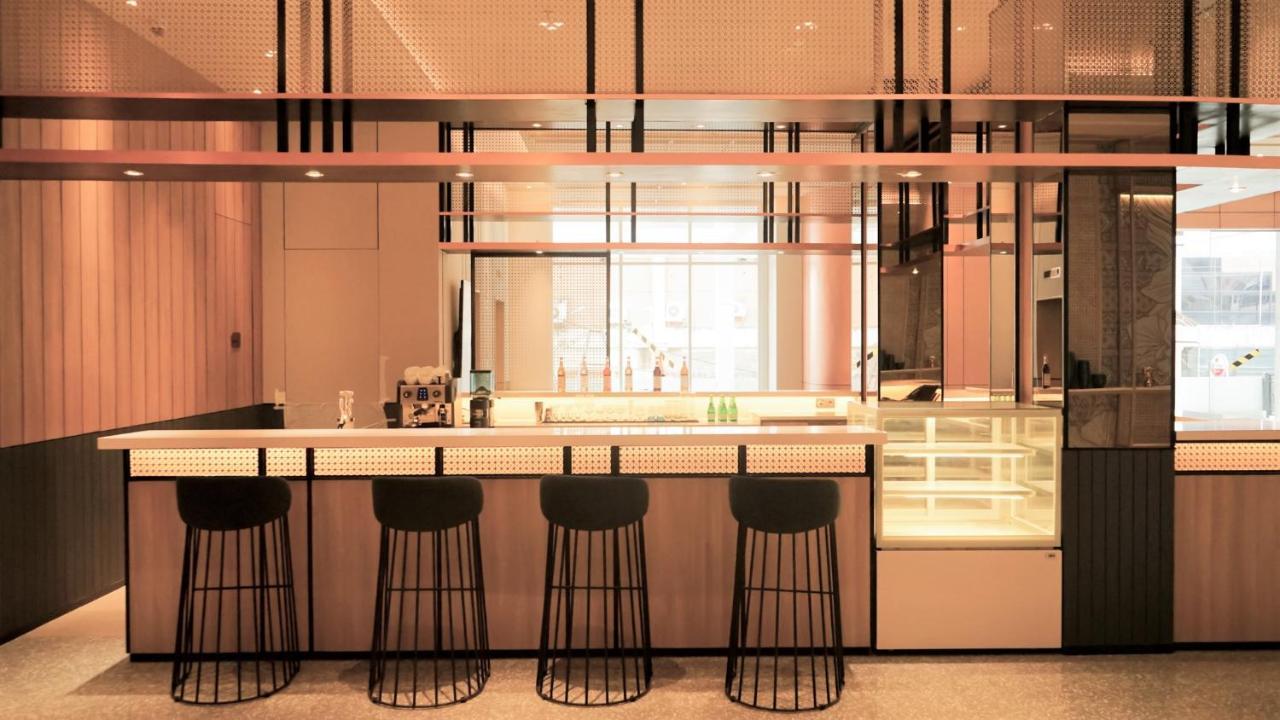 Mercure Samarinda Esterno foto
